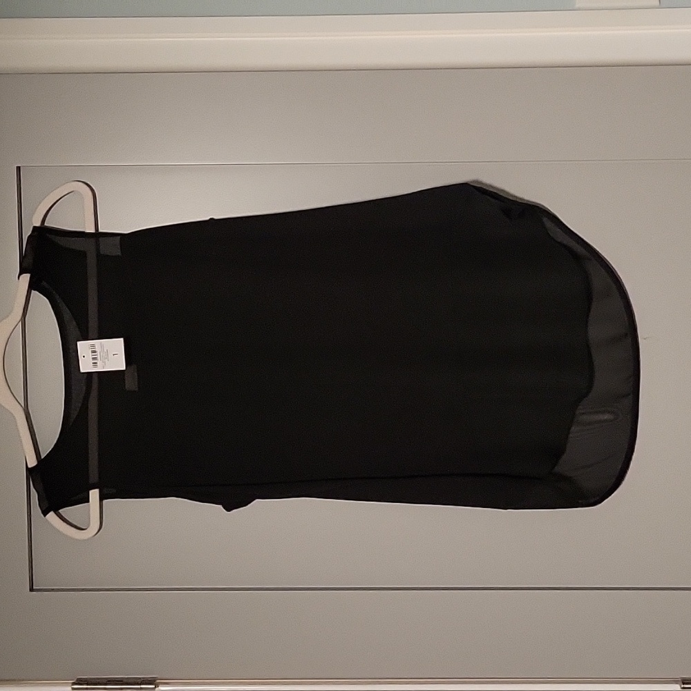 Women's sleeveless blouse